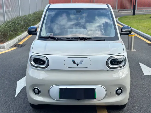Wuling Hongguang Mini EV — Фото автомобиля 2