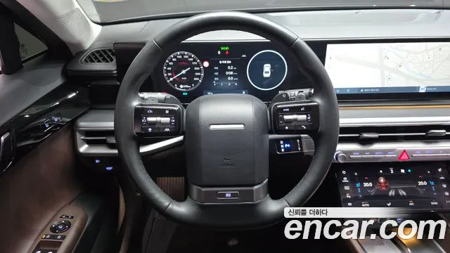 Hyundai Grandeur GN7 — Фото автомобиля 13