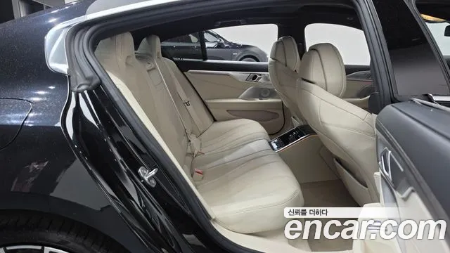 BMW 8-Series — Фото автомобиля 10