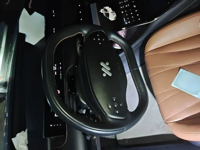 IM Motors L7 — Фото автомобиля 2