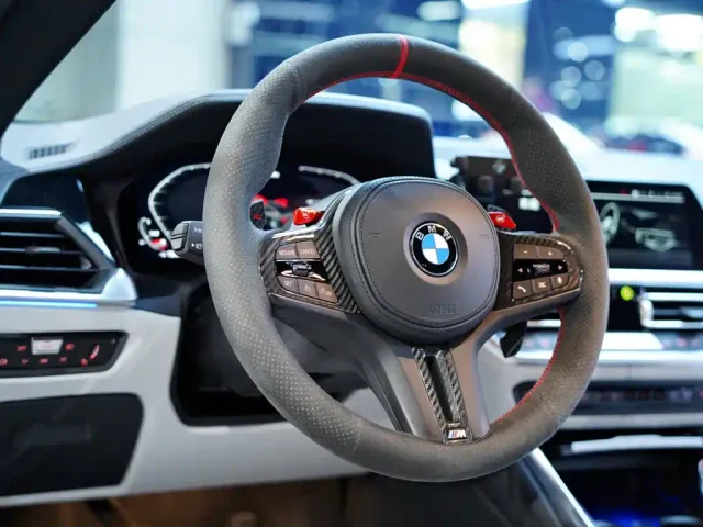 BMW M4 — Фото автомобиля 24