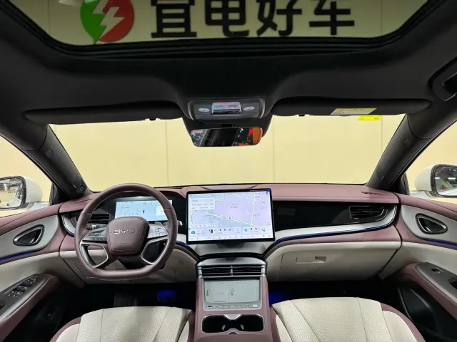 BYD Seal 07 DM-i — Фото автомобиля 17