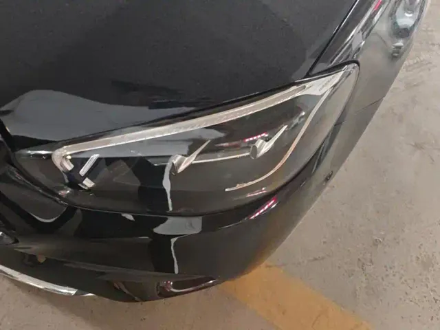 Mercedes-Benz E-Class — Фото автомобиля 5