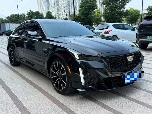 Cadillac CT5 — Фото автомобиля 3