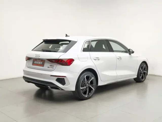 Audi A3 — Фото автомобиля 2