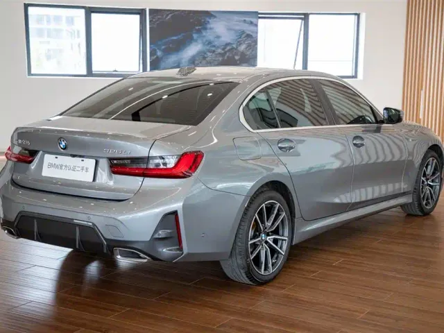 BMW 3 Series — Фото автомобиля 6