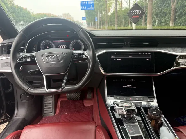 Audi A7L — Фото автомобиля 7