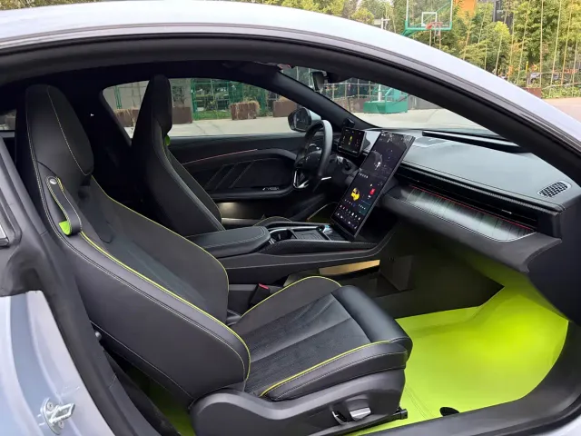 Hozon Neta GT — Фото автомобиля 6