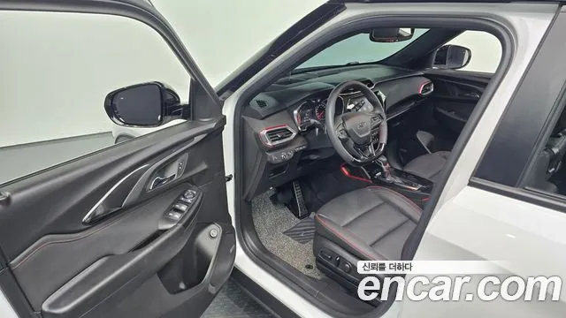 ChevroletGMDaewoo Trailblazer Trailblazer 1.3 турбо 4WD — Фото автомобиля 11