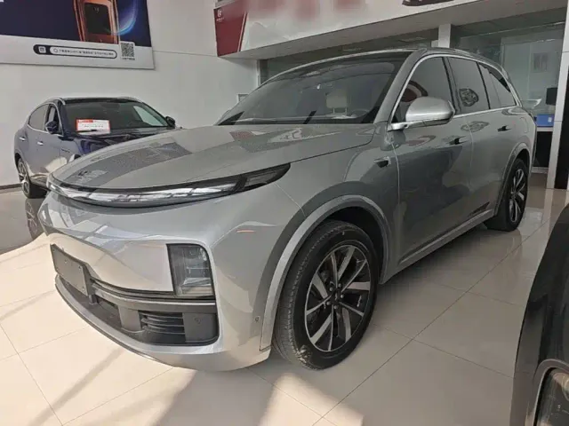 Фотография автомобиля — Li Auto L8