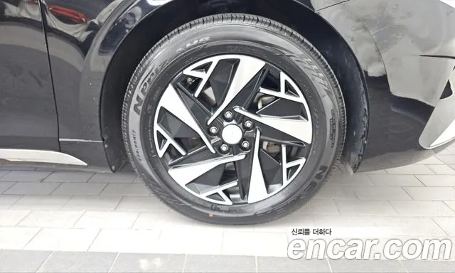 Hyundai Grandeur (New) Hybrid — Фото автомобиля 6
