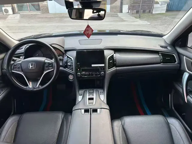 Honda Avancier — Фото автомобиля 5