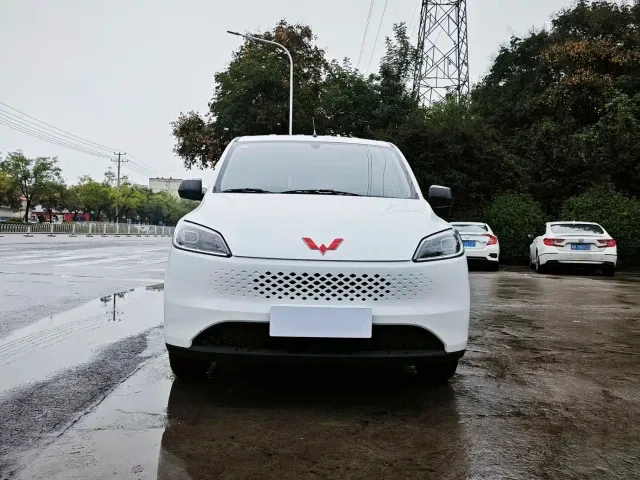 Wuling Hongguang — Фото автомобиля 2