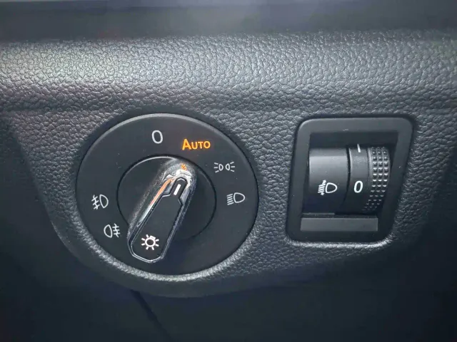 Volkswagen Bora — Фото автомобиля 12