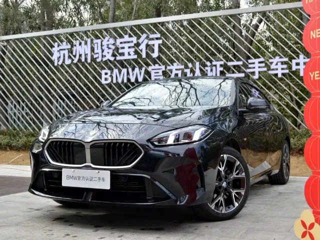 Фотография автомобиля — BMW 2 Series