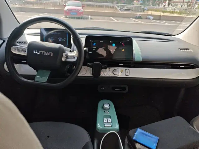 Changan Lumin — Фото автомобиля 10
