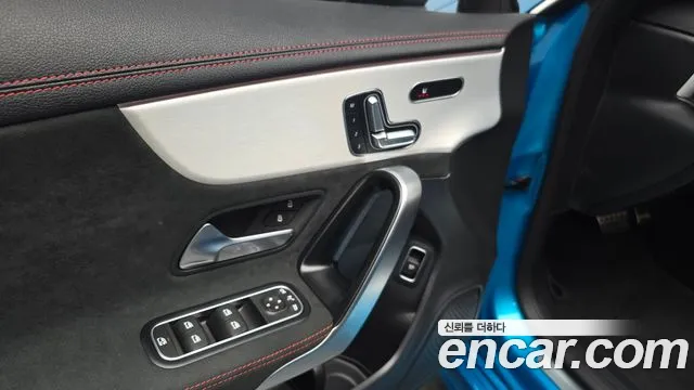 Mercedes-Benz CLA-Class — Фото автомобиля 24