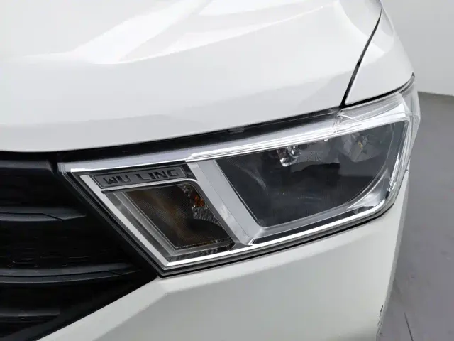 Wuling Hongguang — Фото автомобиля 7