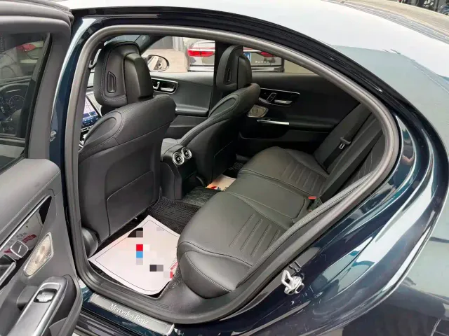 Mercedes-Benz C-Class — Фото автомобиля 6