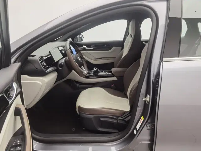 BYD Qin PLUS — Фото автомобиля 10