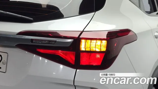 Kia Seltos — Фото автомобиля 8