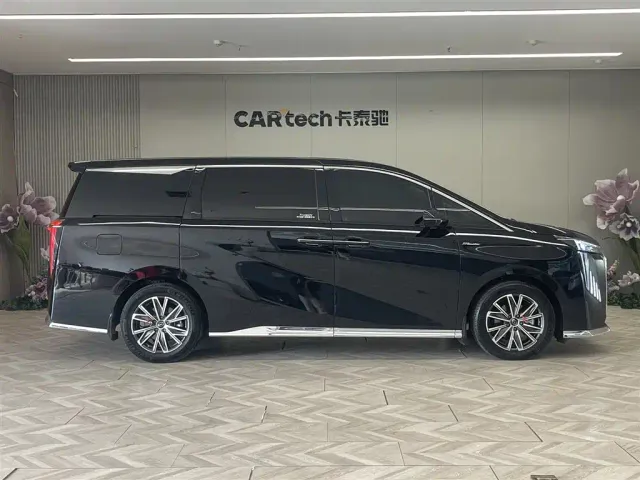 GAC Trumpchi M8 — Фото автомобиля 4