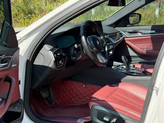 BMW 5 Series — Фото автомобиля 6