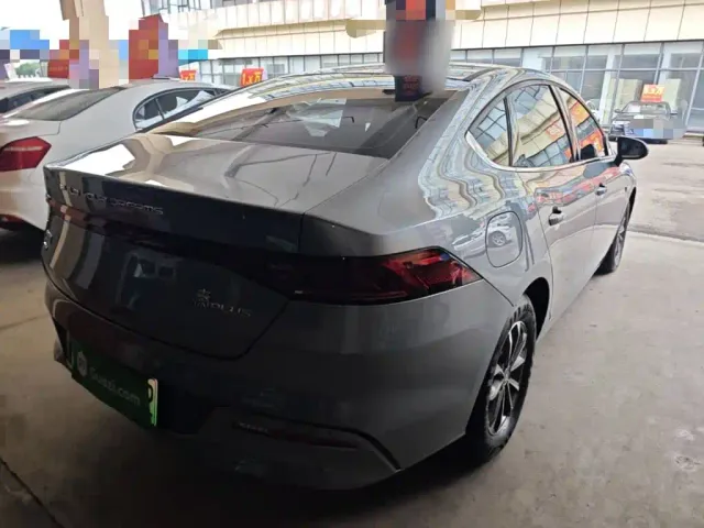 BYD Qin PLUS — Фото автомобиля 6