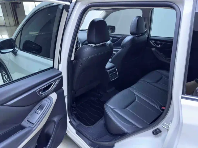 Subaru Forester — Фото автомобиля 10