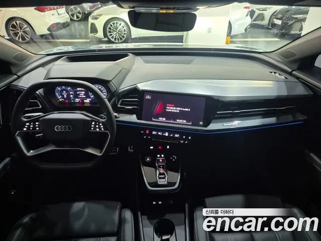 Audi Q4 e-tron F4 — Фото автомобиля 7