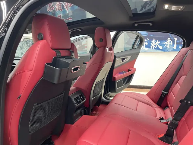 Jaguar XEL — Фото автомобиля 7
