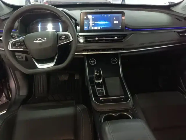 Chery Tiggo 8 — Фото автомобиля 9