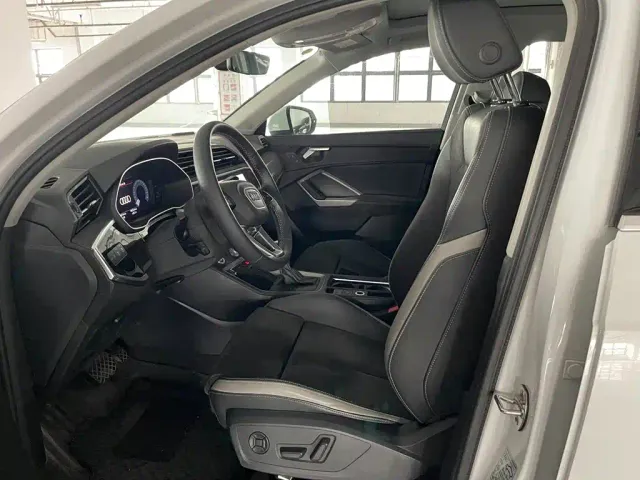 Audi Q3 — Фото автомобиля 8