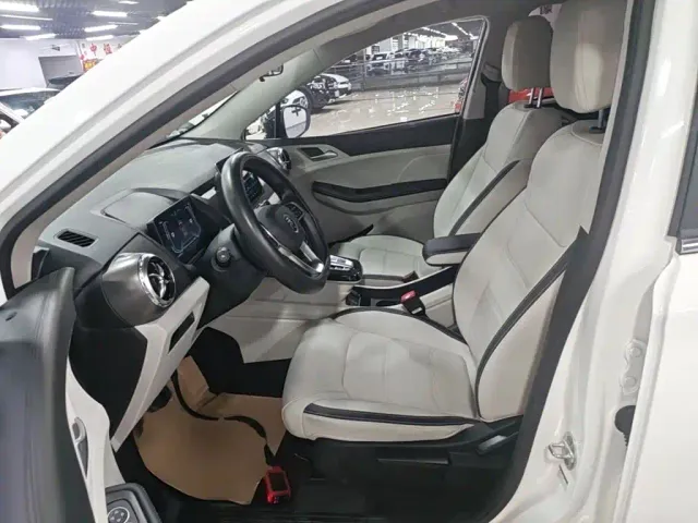 BYD Yuan Pro — Фото автомобиля 14