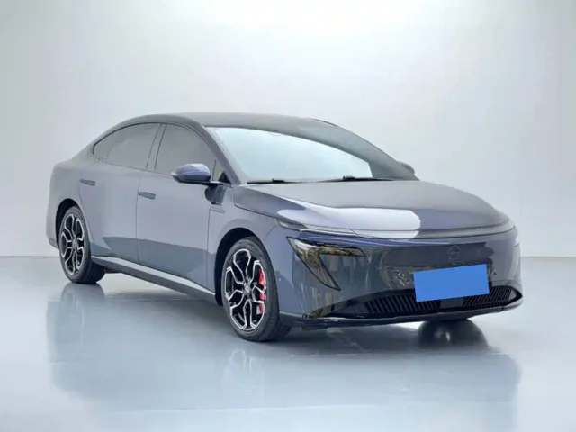 Nissan N7 — Фото автомобиля 3