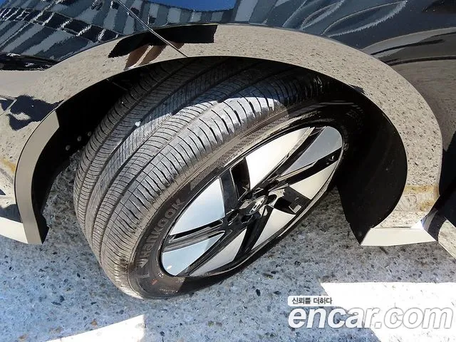 Hyundai Ioniq 6 — Фото автомобиля 20