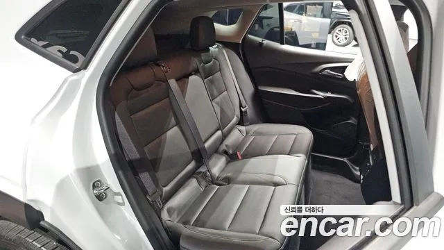 ChevroletGMDaewoo Trax Trax Кроссовер — Фото автомобиля 11