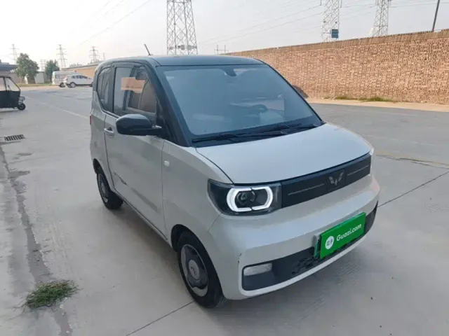 Wuling Hongguang Mini EV — Фото автомобиля 3