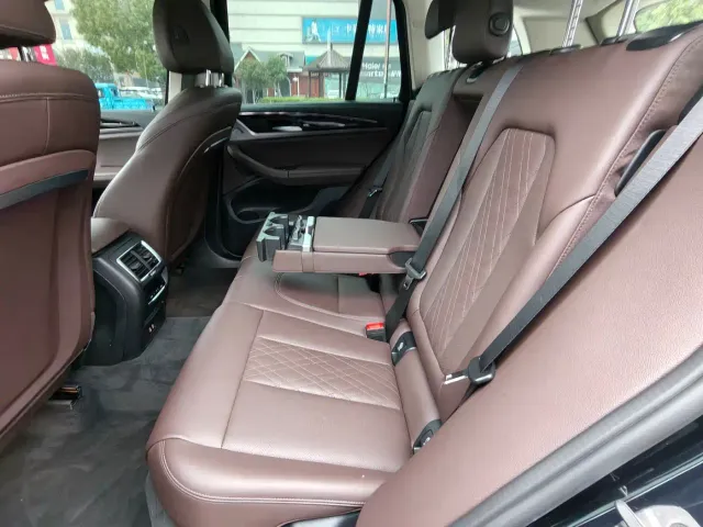BMW X3 — Фото автомобиля 11