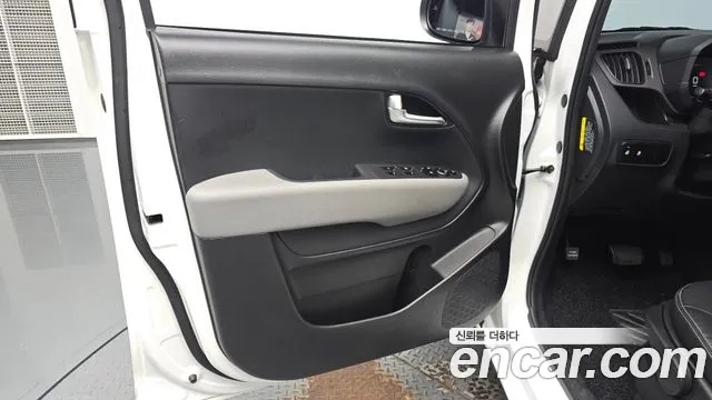 Kia RAY Новый Kia Ray Signature — Фото автомобиля 23