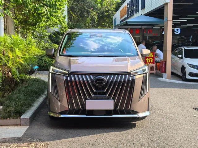 GAC Trumpchi M8 — Фото автомобиля 4