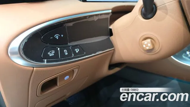 Genesis GV70 — Фото автомобиля 29