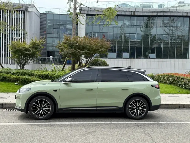Leapmotor C11 — Фото автомобиля 4