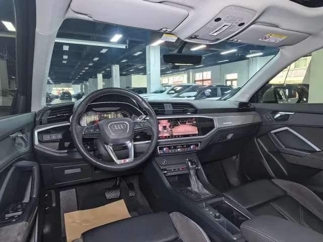 Audi Q3 Sportback — Фото автомобиля 14