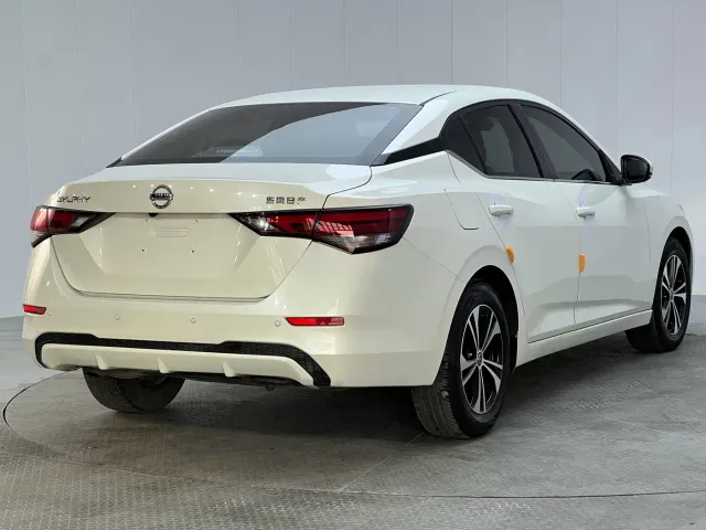 Nissan Sylphy — Фото автомобиля 24