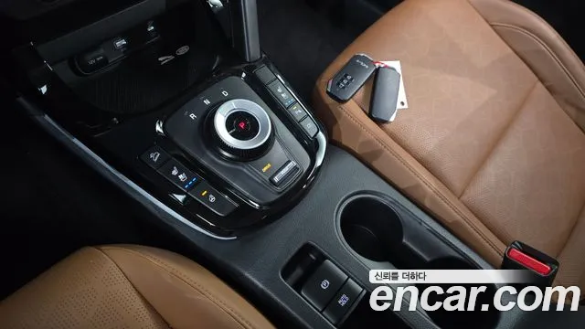 Kia Seltos New — Фото автомобиля 9