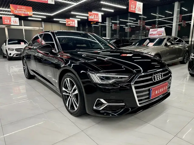 Audi Audi A6L 2023 40 TFSI Luxury Elegance — Фото автомобиля 3