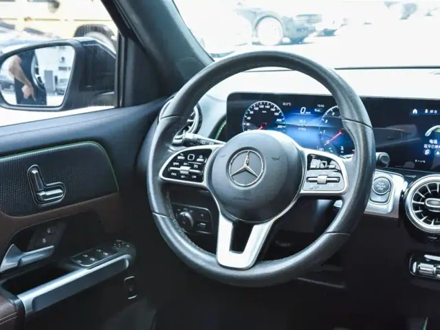 Mercedes-Benz GLB-Class — Фото автомобиля 20