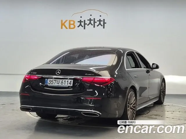 Mercedes-Benz S-Class — Фото автомобиля 3