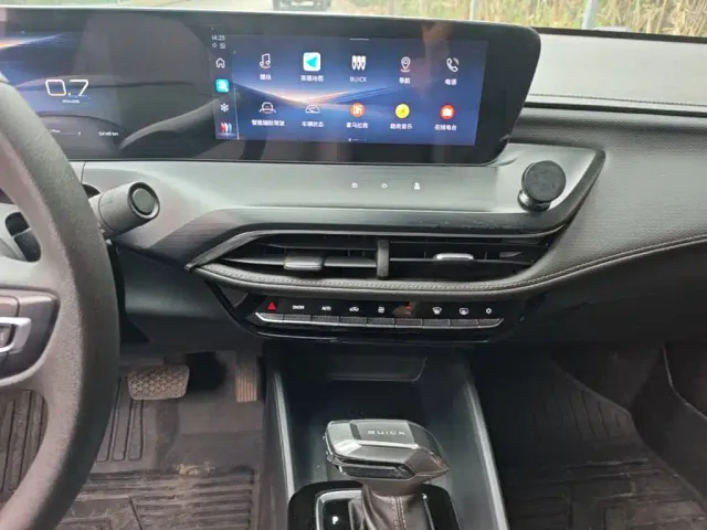 Buick Verano — Фото автомобиля 12